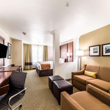 Comfort Suites Grand Prairie - Arlington North Dış mekan fotoğraf