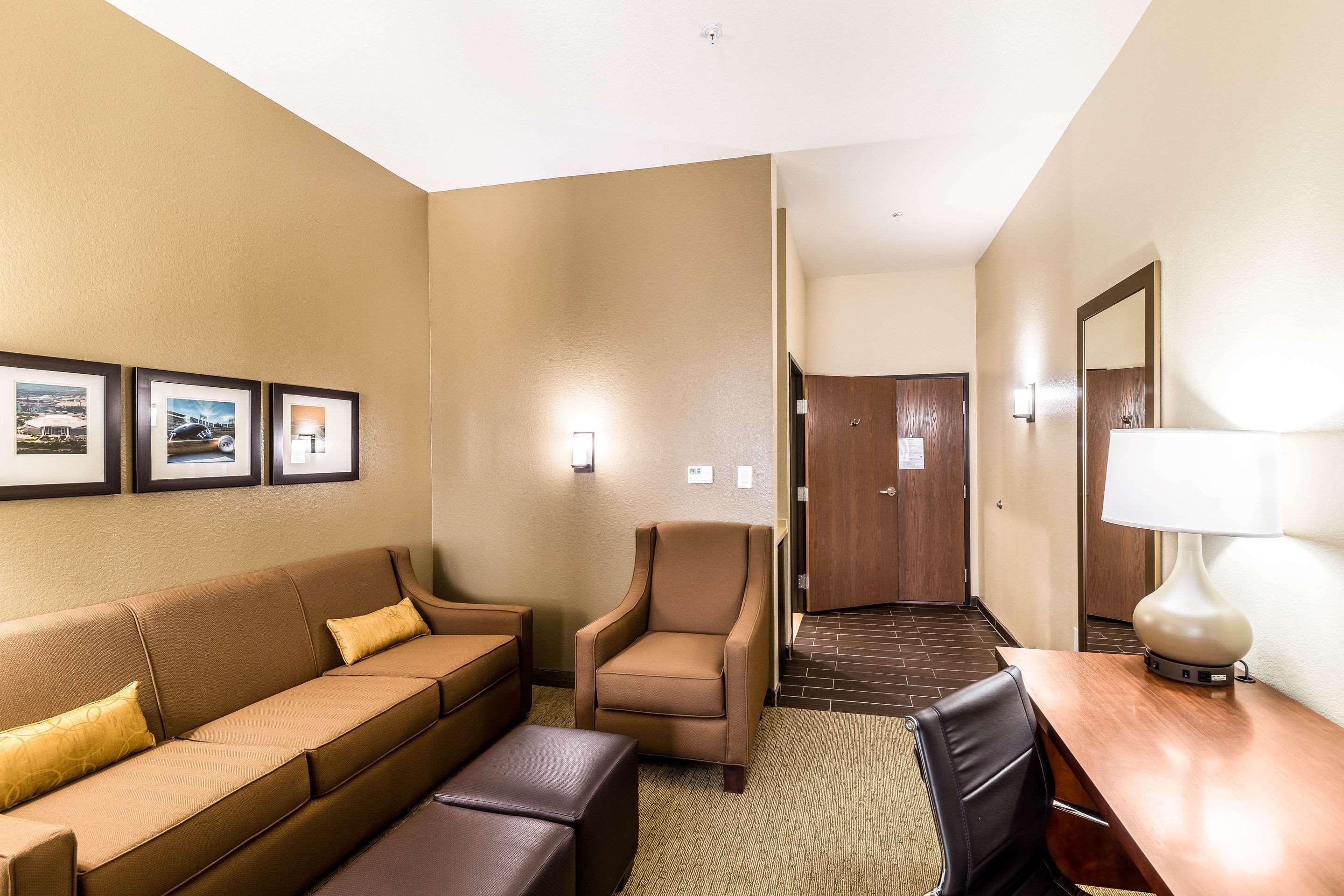 Comfort Suites Grand Prairie - Arlington North Dış mekan fotoğraf